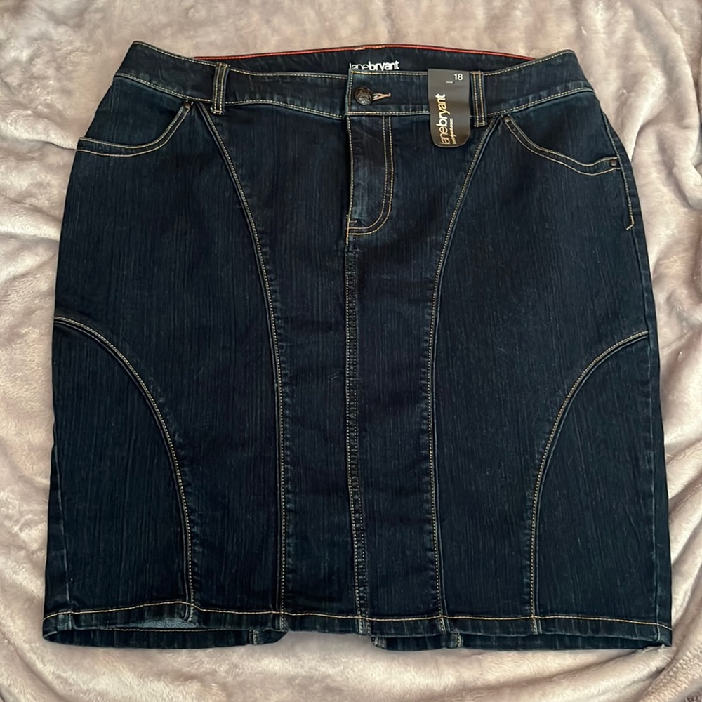 NWT Lane Bryant Darn Denim Straight Skirt size 18